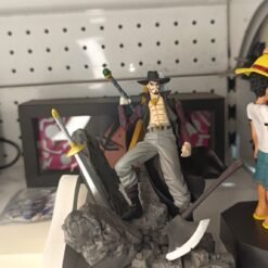 Mihawk figure